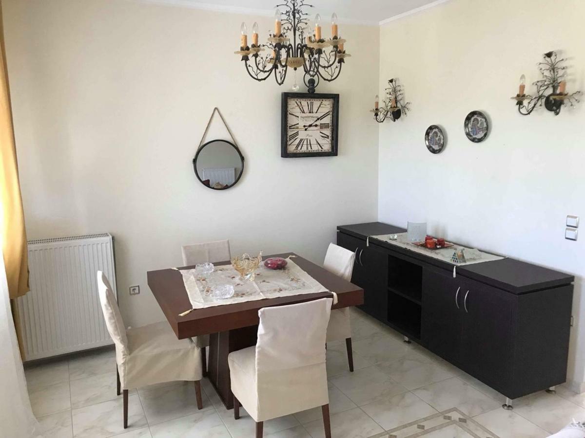 Amazing House In Kiato Near The Beach Екстериор снимка